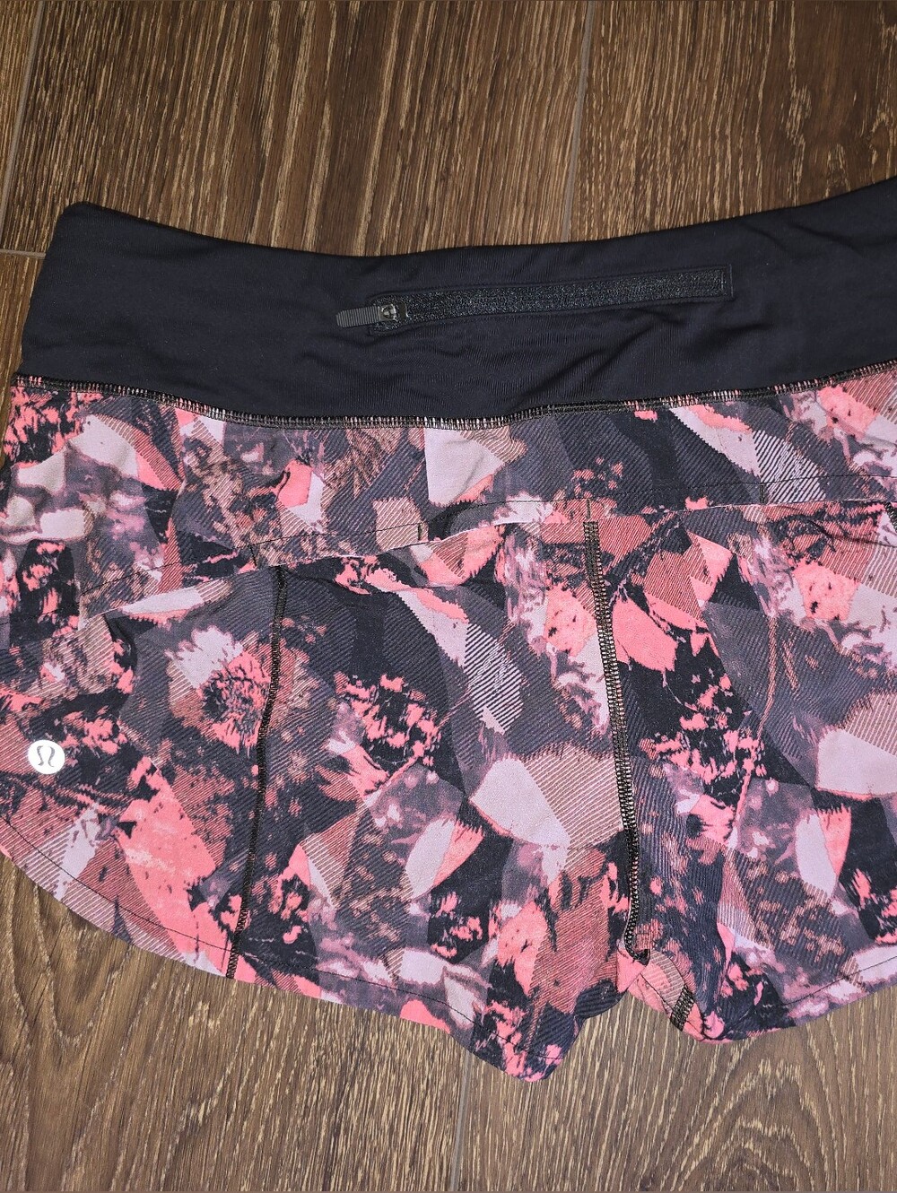 Lululemon Running Shorts SIZE 8